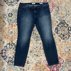 Jessica Simpson kiss me jeans size 18w
